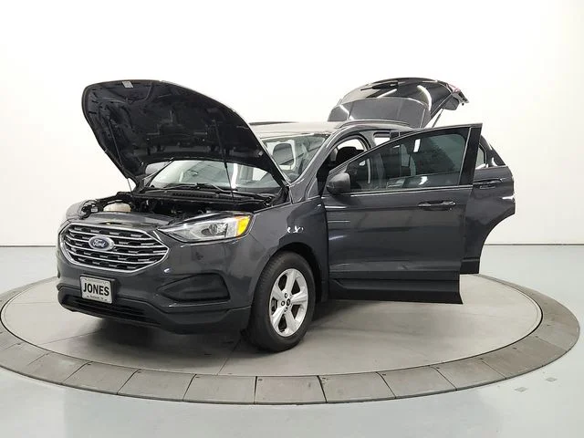 Used 2021 Gray Ford SE image 12