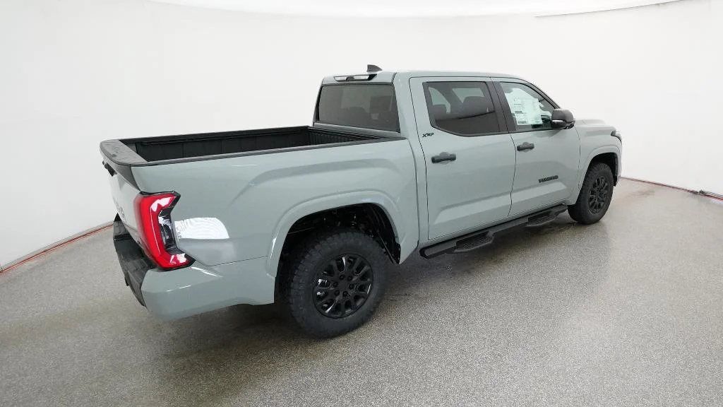 New 2026 Lunar Rock Toyota SR5 image 18