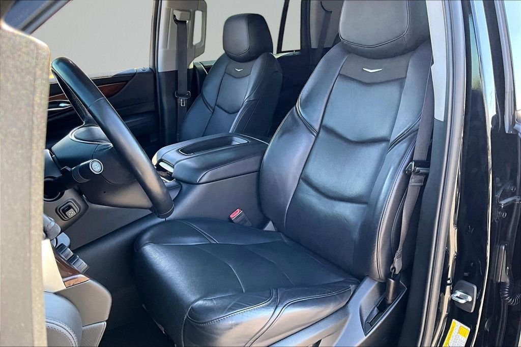 Used 2020 Black Cadillac Luxury image 23