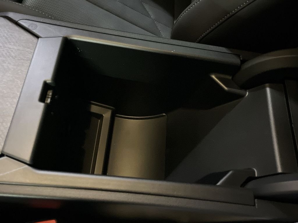 New 2026 Dark Graphite BMW 30 xDrive image 21