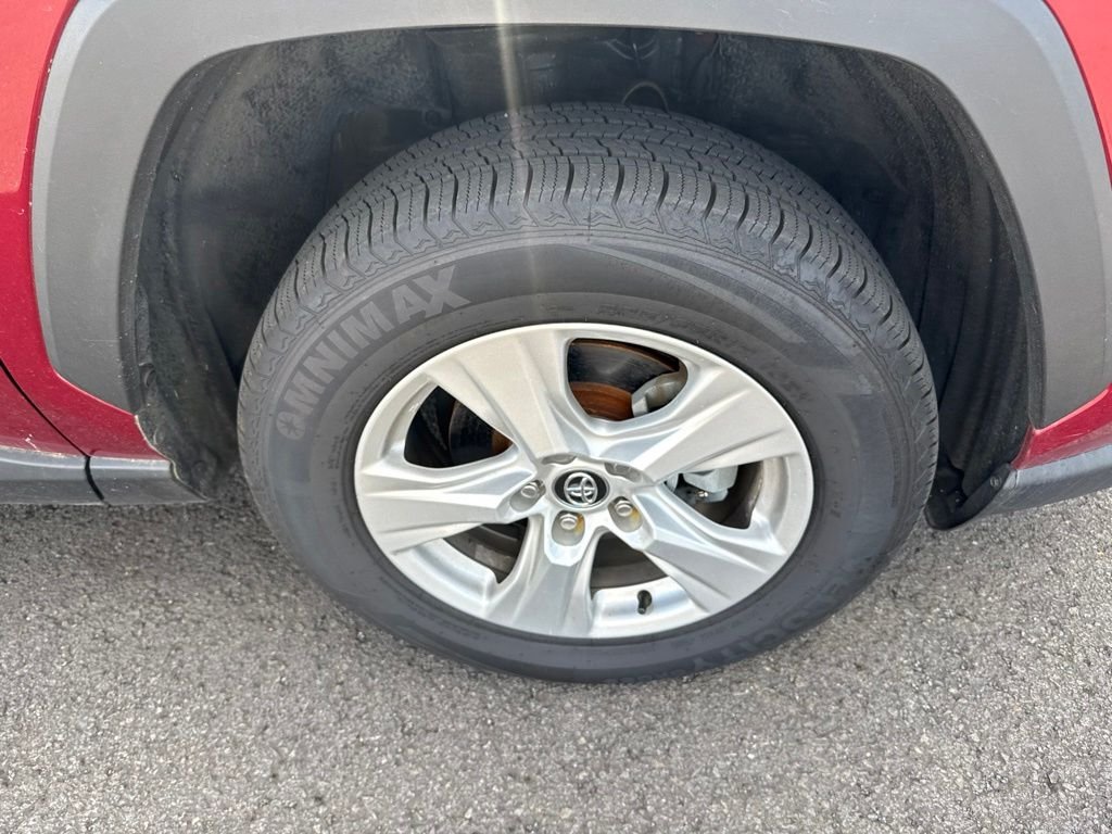Used 2020 Ruby Flare Pearl Toyota XLE image 26