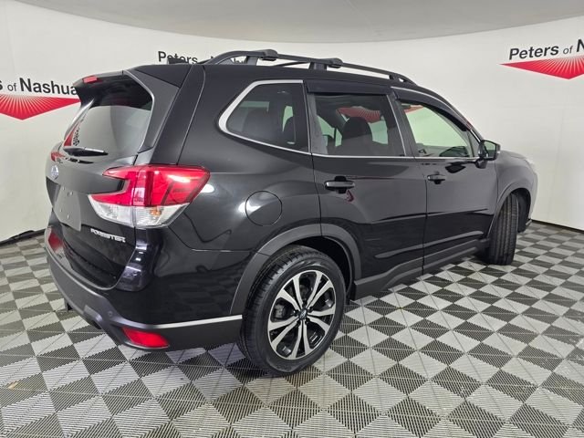 Used 2024 Crystal Black Silica Subaru Limited image 36