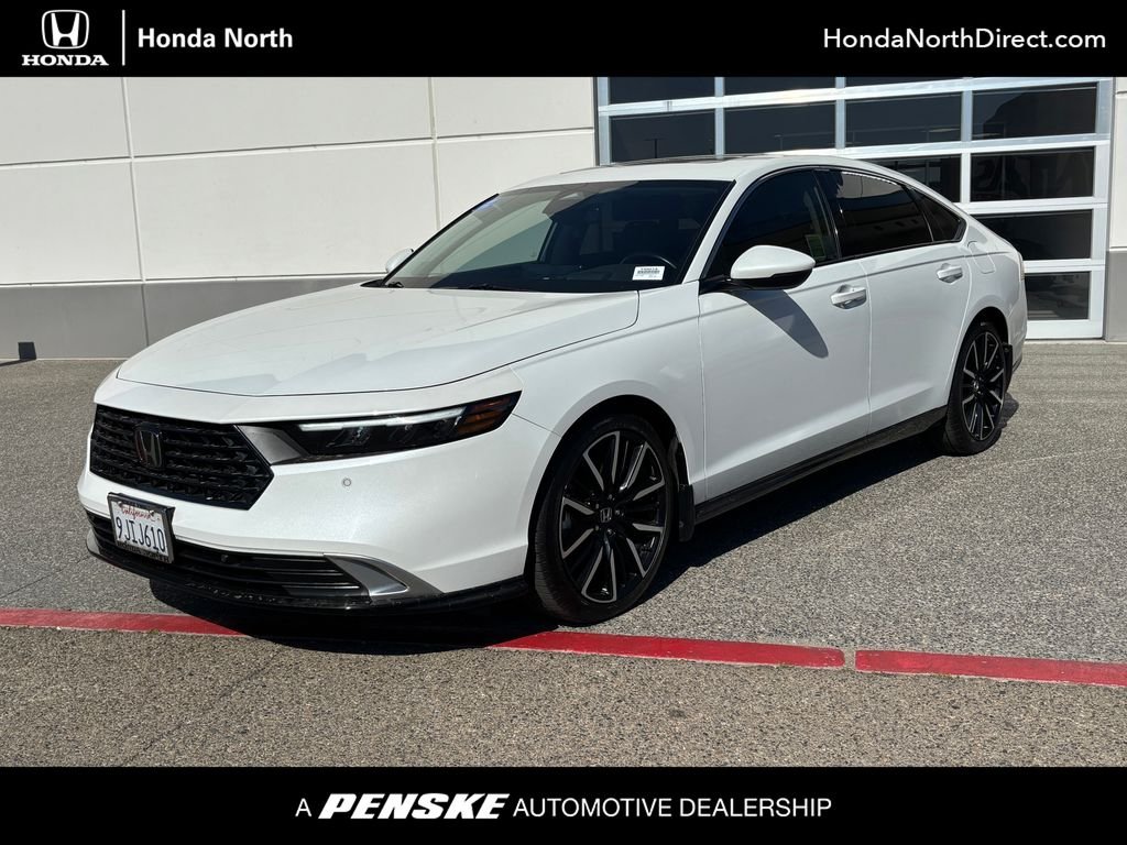 2024 Honda Accord Hybrid Touring's photo