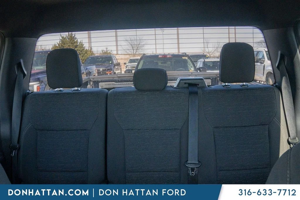 Used 2023 Black Ford XLT image 21