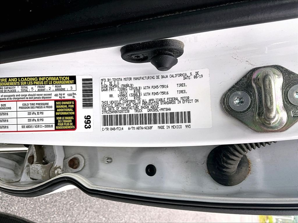 Used 2019 Super White Toyota SR5 image 33