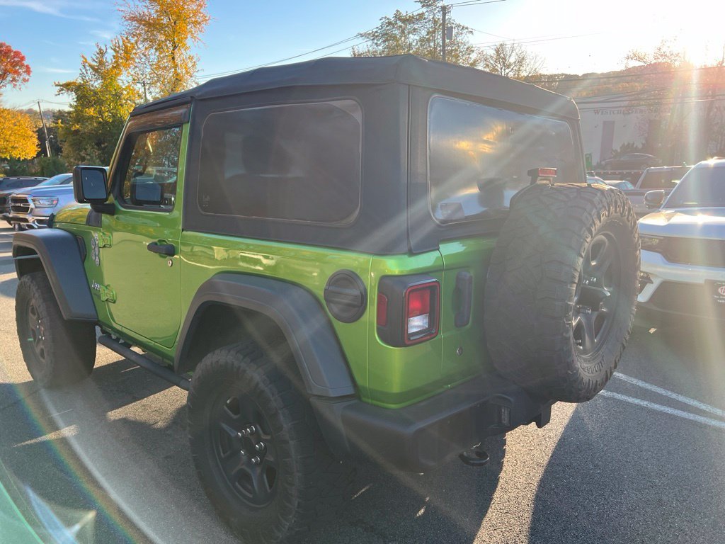Used 2019 Green Jeep Sport image 7