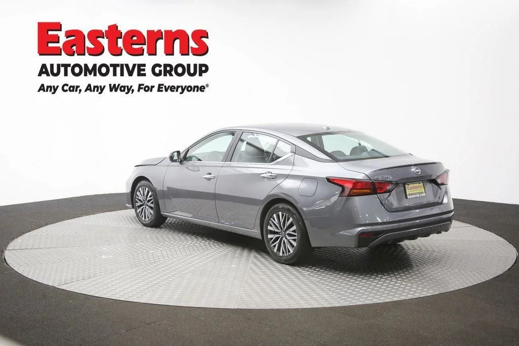 Used 2025 Gray Nissan 2.5 SV image 67