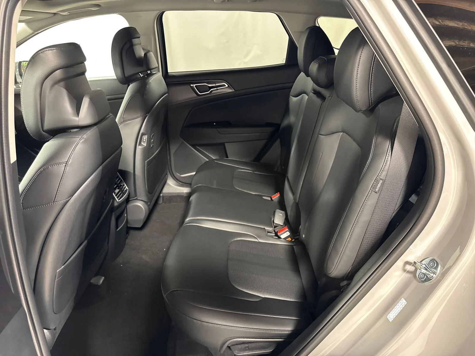 New 2026 Wolf Gray Kia EX image 5