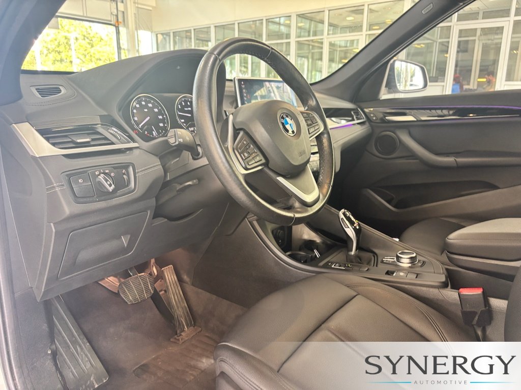 Used 2020 Alpine White BMW sDrive28i image 23