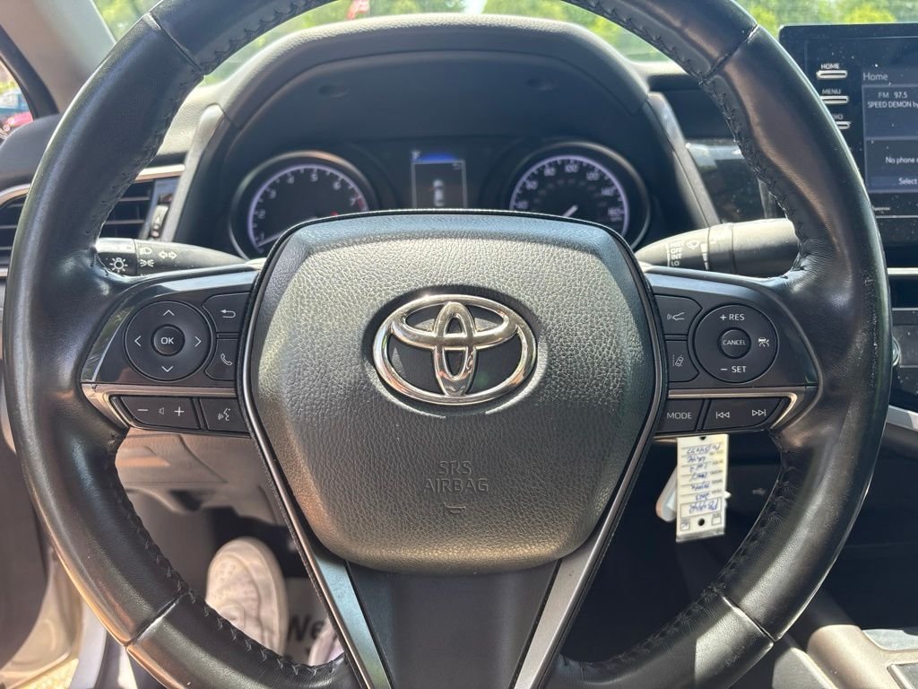 Used 2023 Ice Toyota SE image 22
