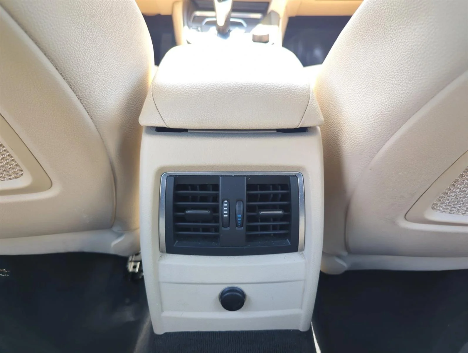 Used 2018 Platinum Silver Metallic BMW 330i image 18