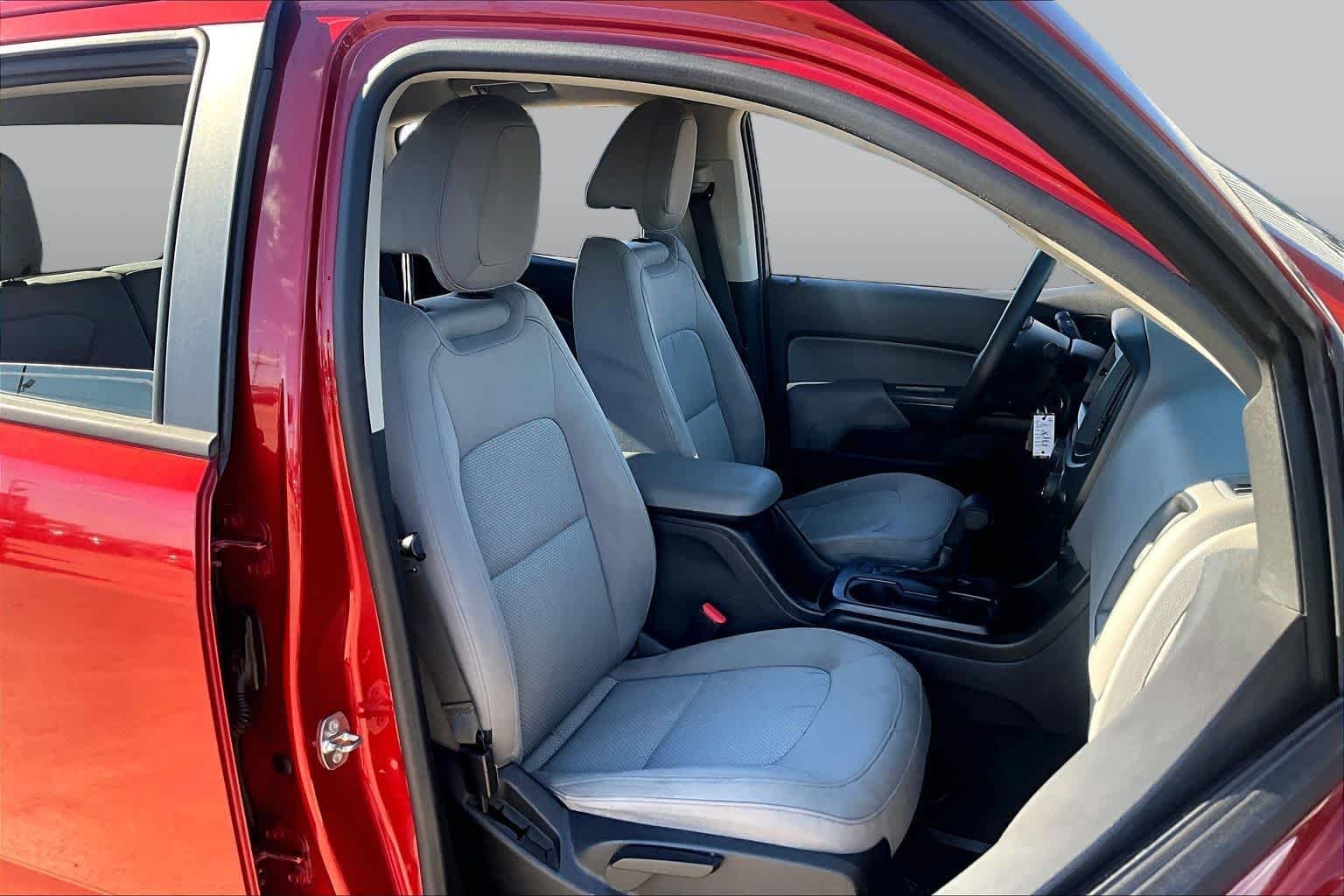 Used 2016 Copper Red Metallic GMC 2WD image 9