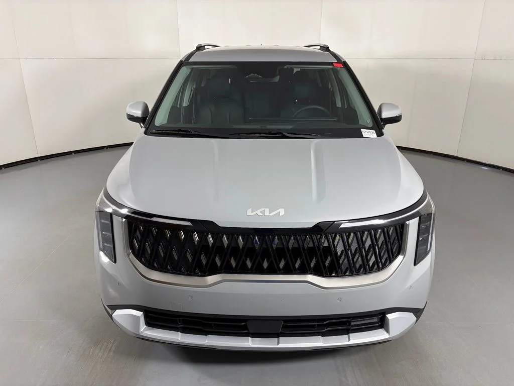 New 2026 Ceramic Silver Kia EX image 3