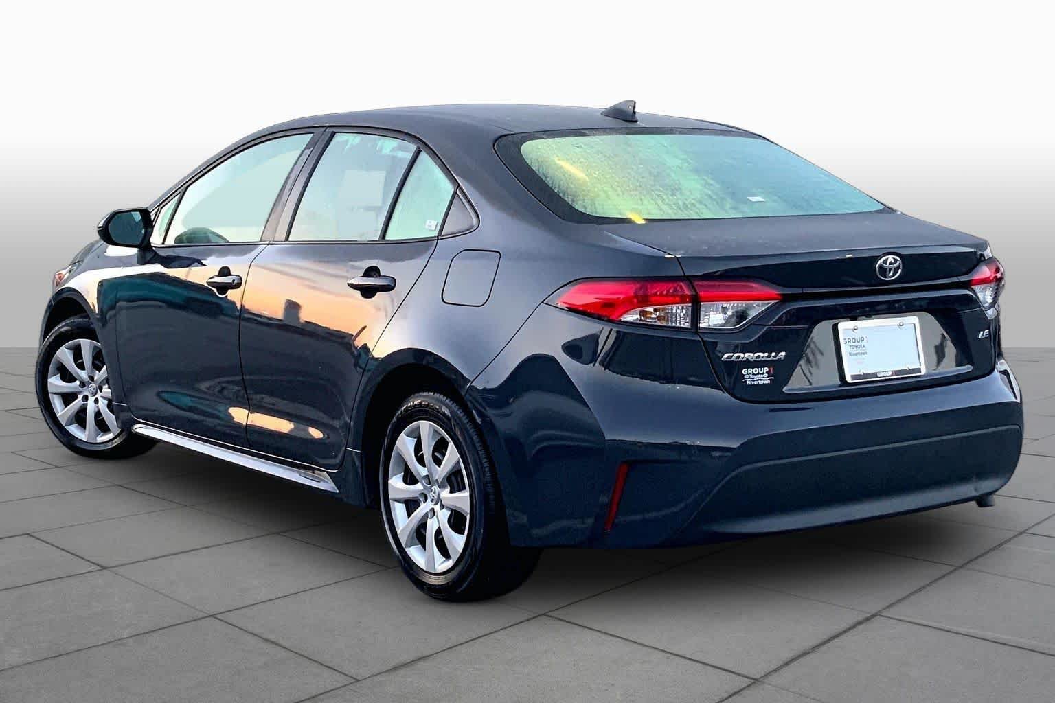 Used 2025 Underground Toyota LE image 11