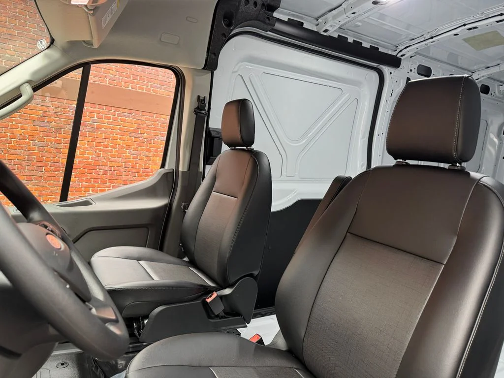New 2026 Oxford White Ford Cargo Van image 23