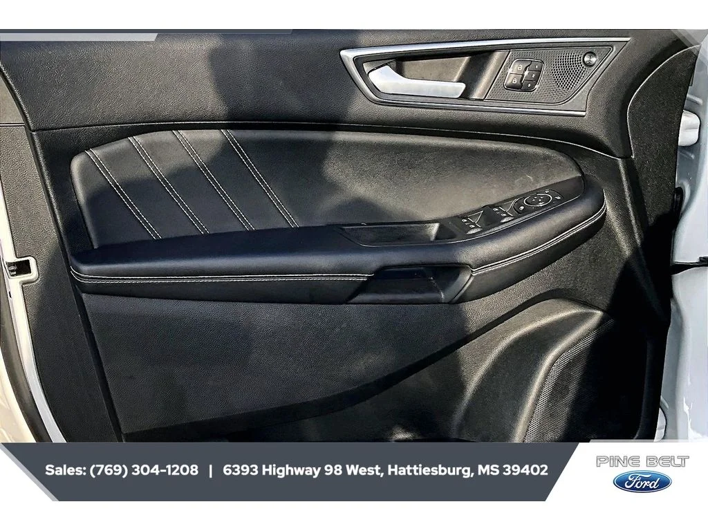 2024 Ford Edge ST - Photo 17