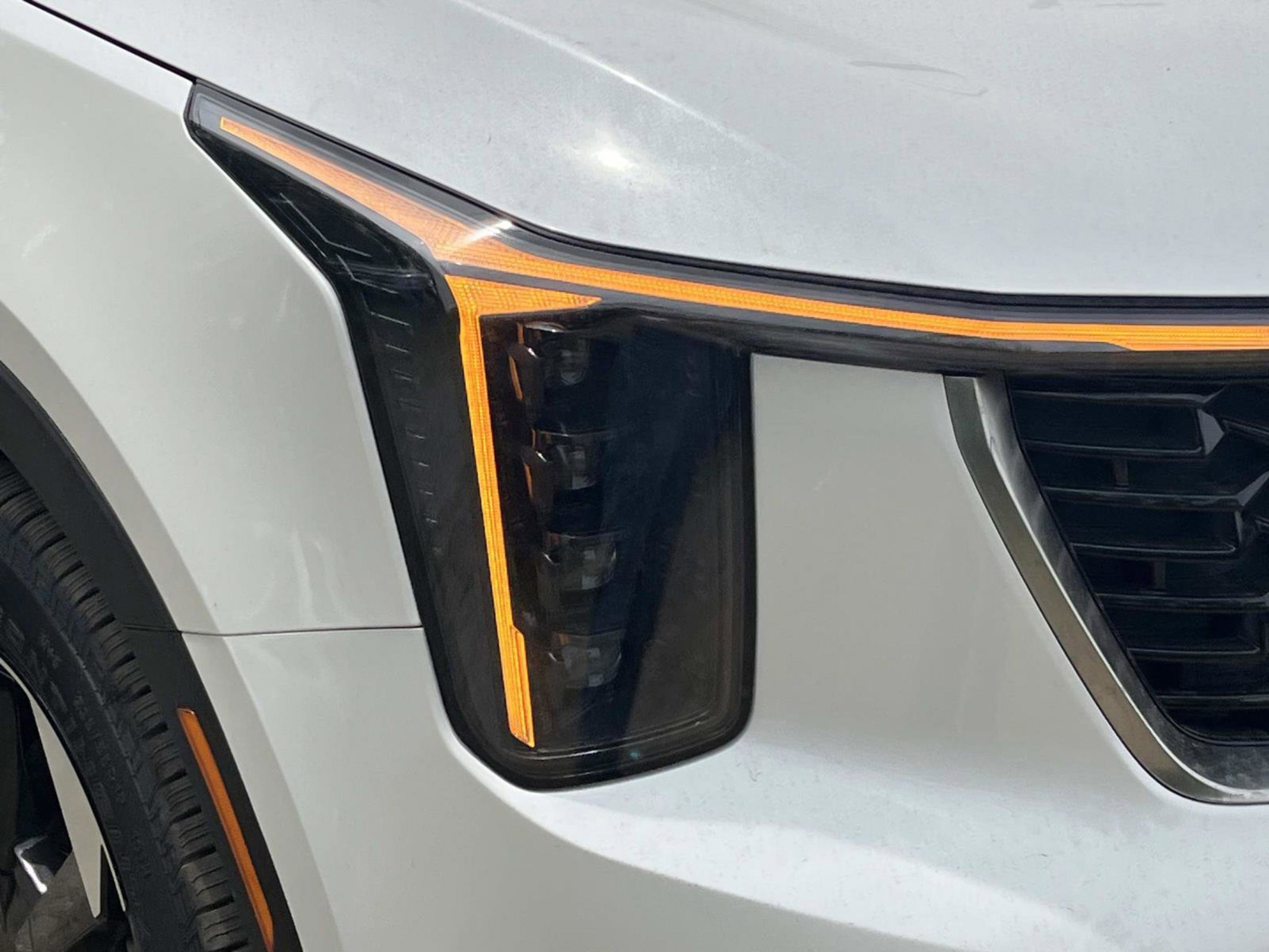 New 2026 Snow White Pearl Kia EX image 9
