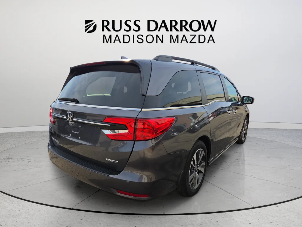 Used 2024 Gray Honda Touring image 5