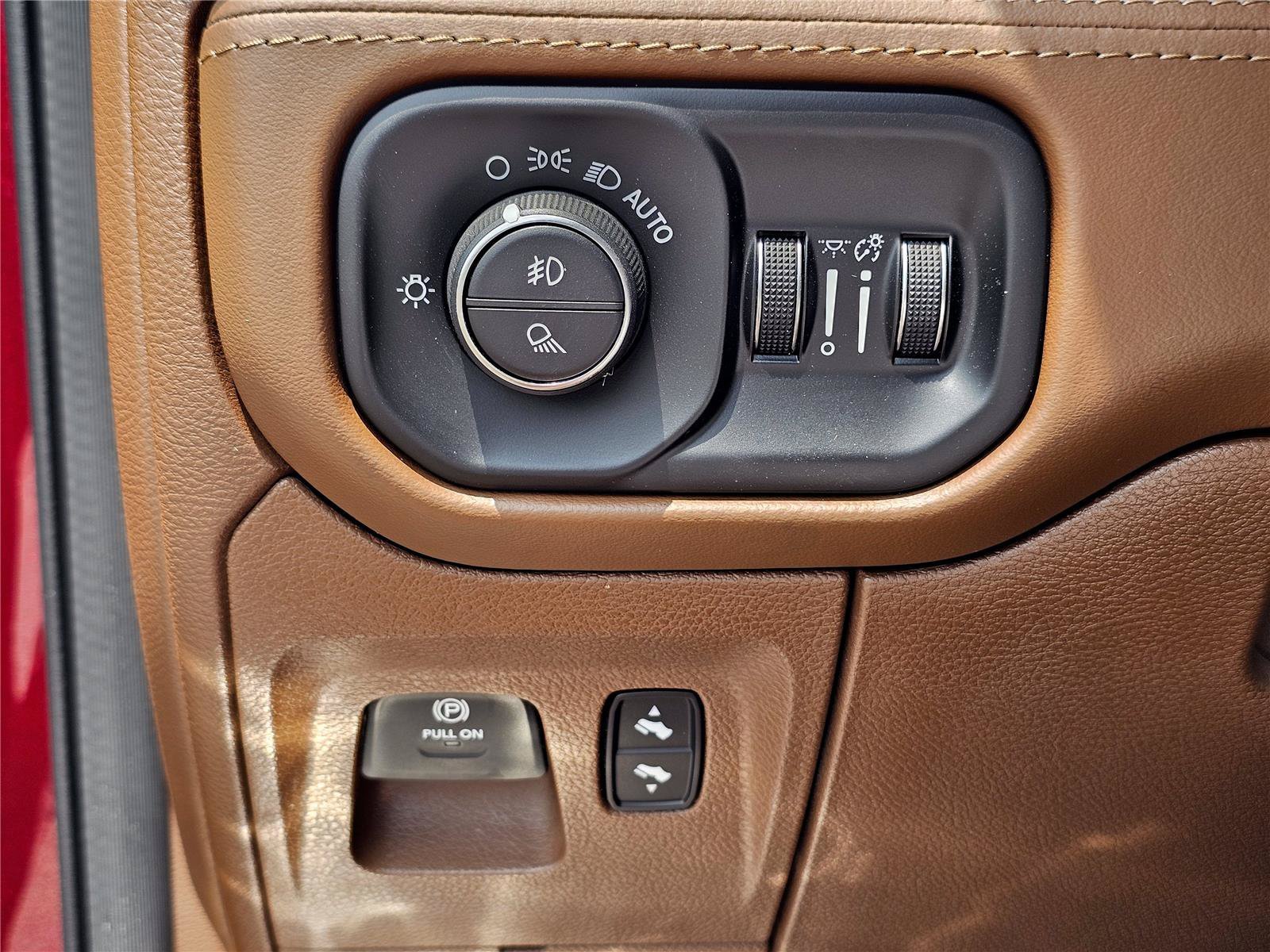 2021 RAM Ram 1500 Pickup Longhorn - Photo 21