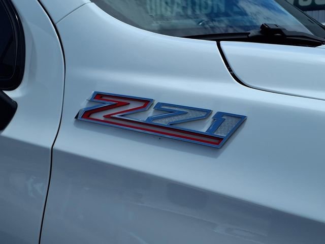 Used 2023 Summit White Chevrolet Z71 image 11