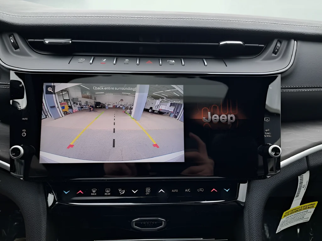 New 2026 White Jeep Altitude image 24