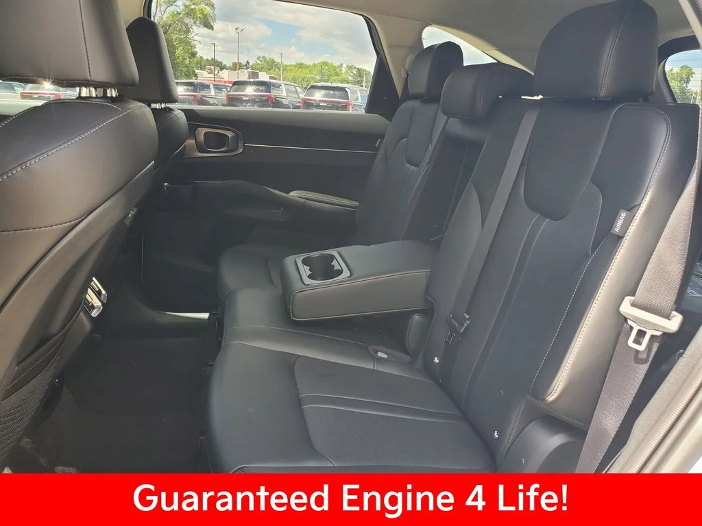 New 2026 Ivory Silver Kia S image 32