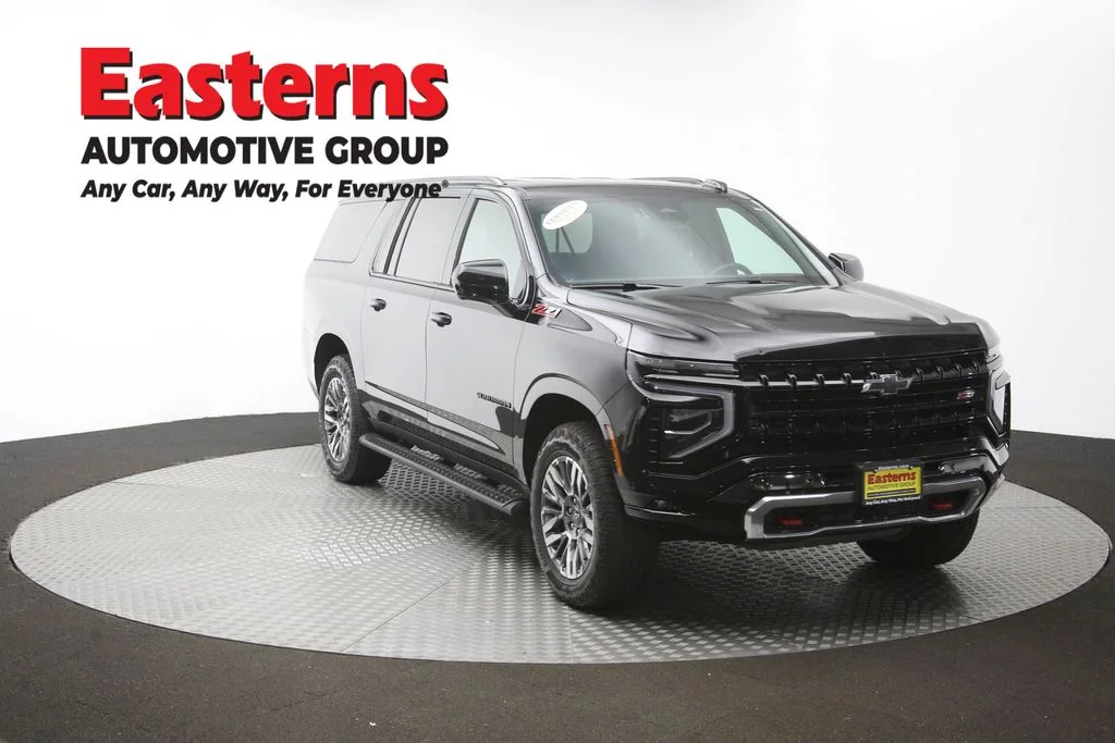 Used 2025 Black Chevrolet Z71 image 55
