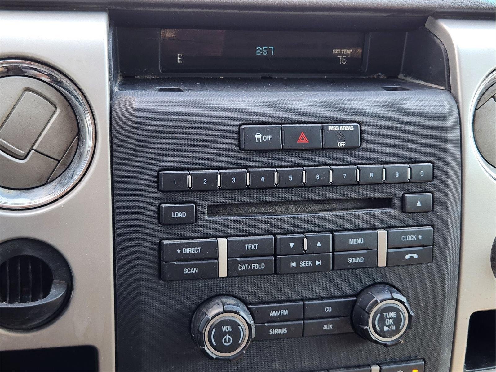 Used 2011 Pale Adobe Metallic Ford XLT image 16