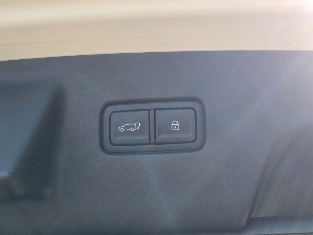 New 2026 White Pearl Hyundai XRT Pro image 14