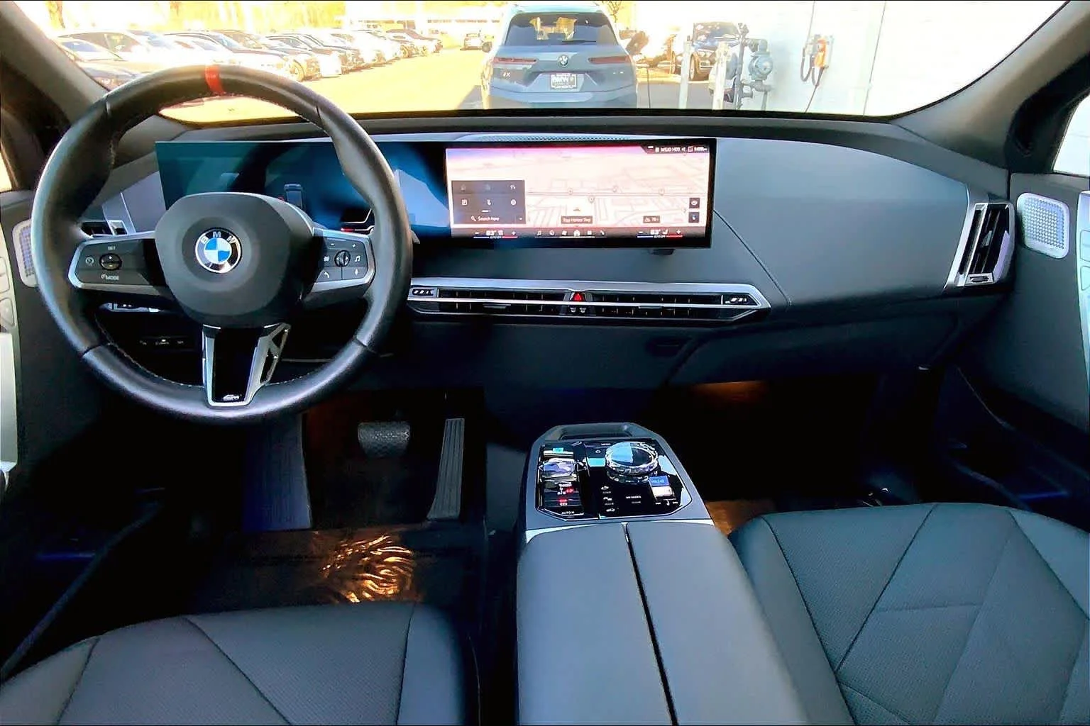 Certified Used 2025 Black Sapphire Metallic BMW M60 image 15