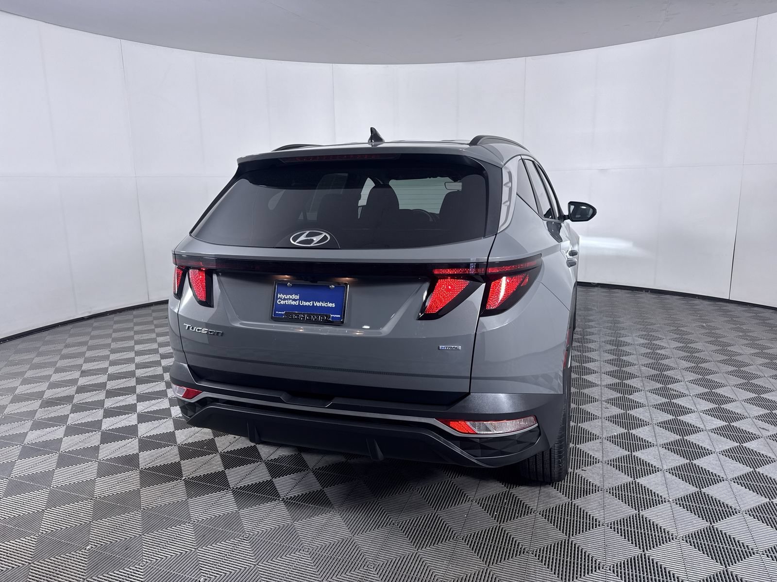 Certified Used 2024 Hampton Gray Hyundai SEL image 23