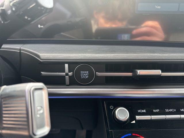 New 2026 Phantom Black Hyundai Limited image 29