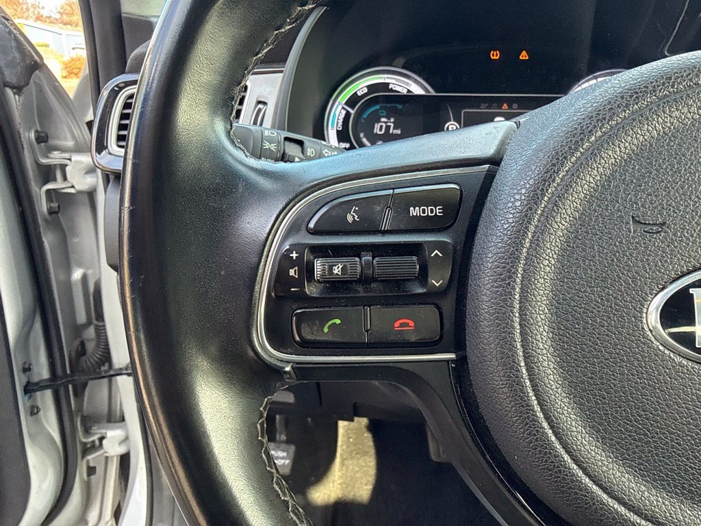 Used 2019 Silky Silver Kia EX image 11