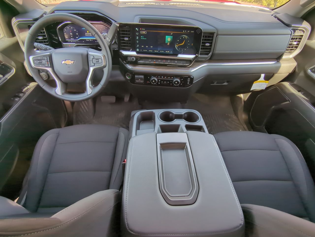 2025 Chevrolet Silverado 1500 LT - Photo 50