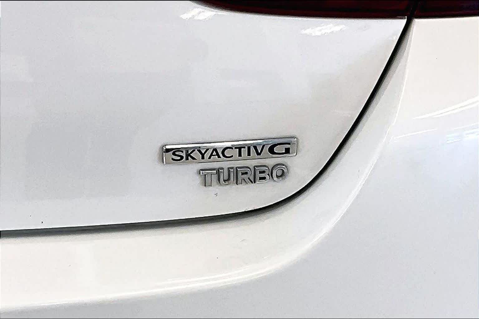 Used 2022 Snowflake White Pearl Mica Mazda 2.5 Turbo image 9