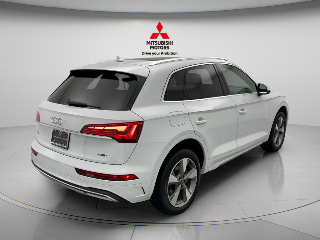 Used 2023 Glacier White Audi 40 Premium Plus image 3