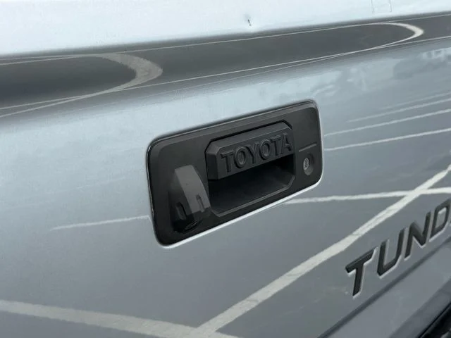 Used 2020 Silver Toyota SR5 image 14