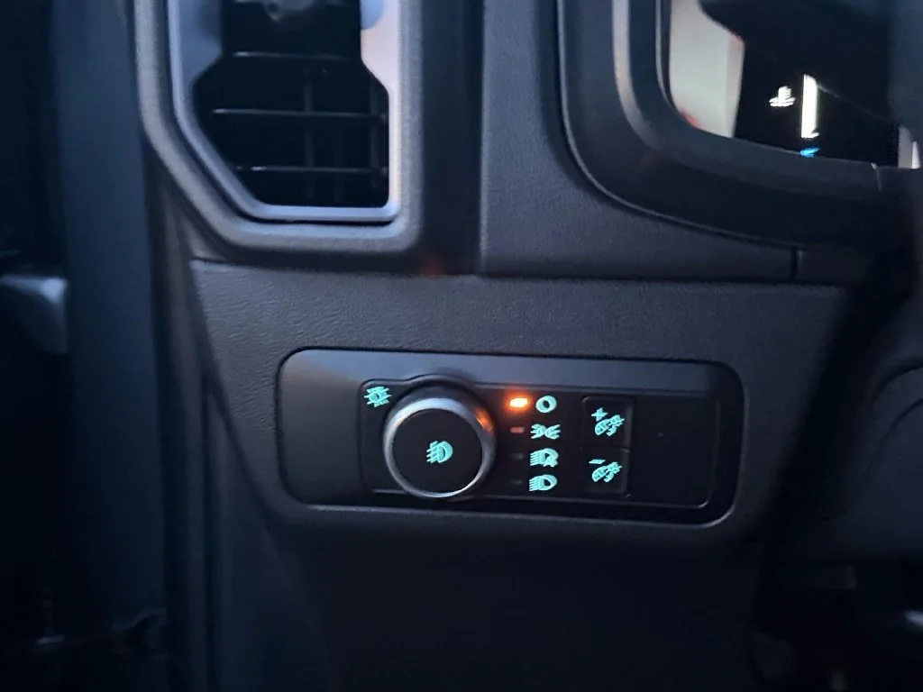 New 2026 Carbonized Gray Metallic Ford Outer Banks® image 15