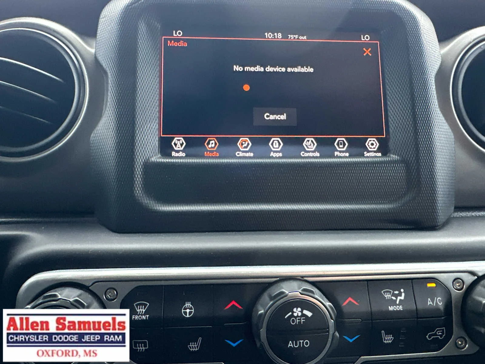 Used 2021 Hydro Blue Pearlcoat Jeep Sport S image 28