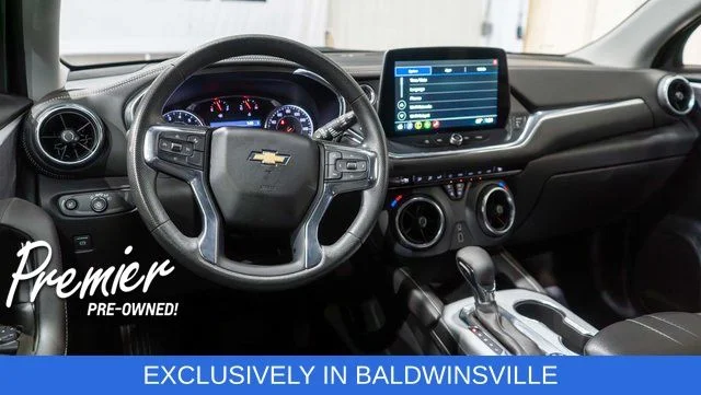 Used 2023 Brown Chevrolet LT image 11