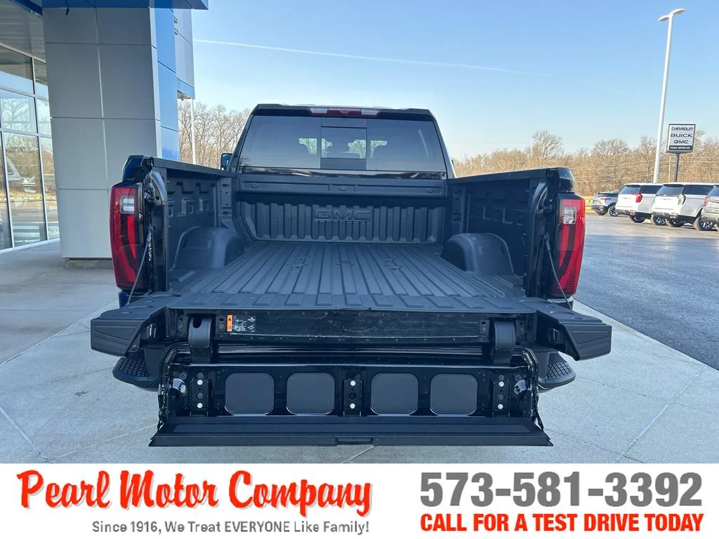 2026 GMC Sierra 2500HD Denali - Photo 6
