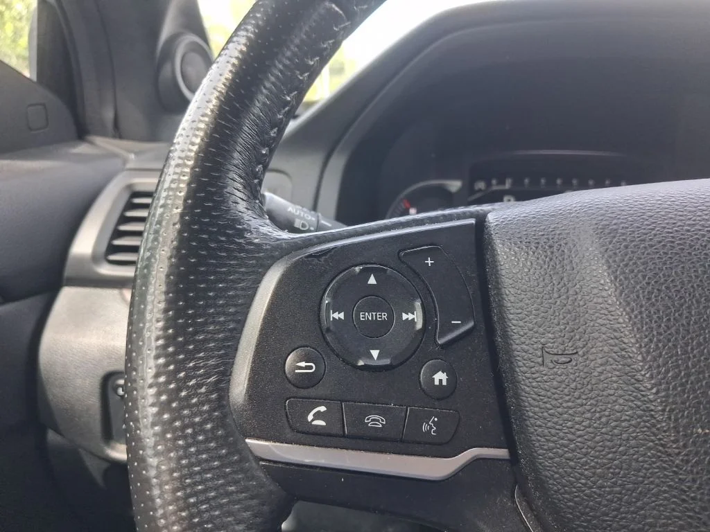 Used 2022  Honda EX-L image 28