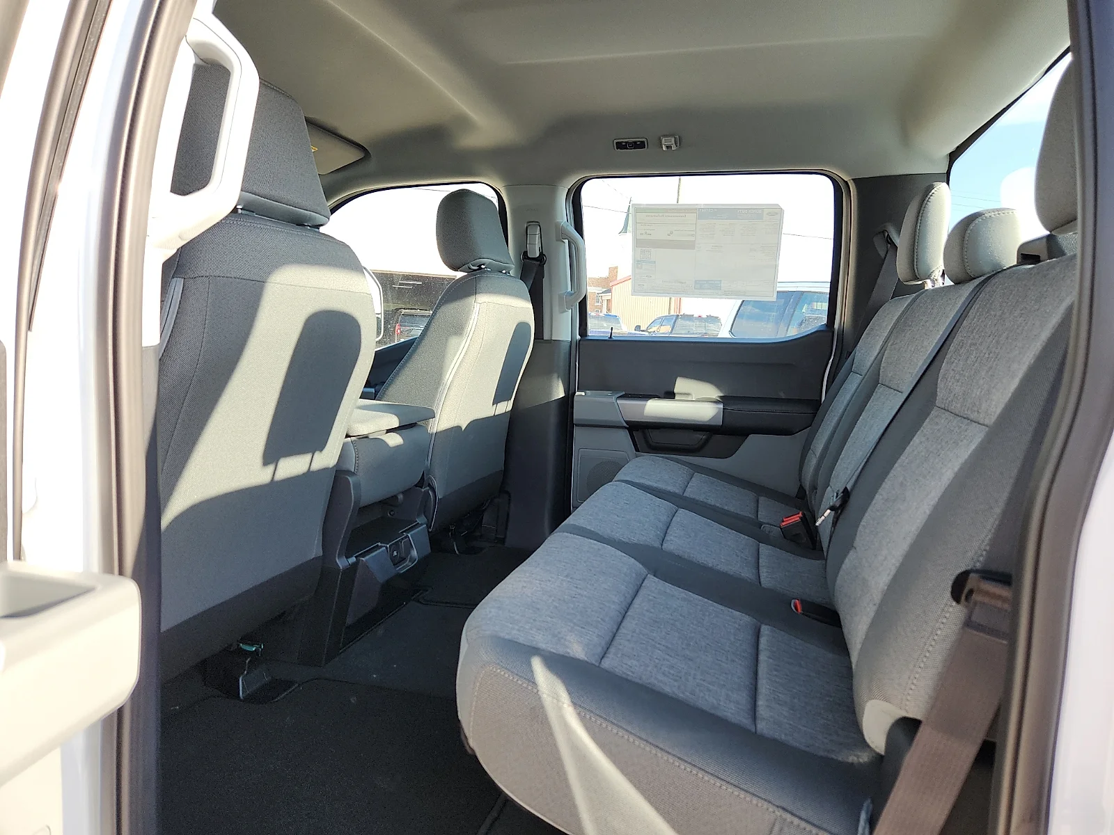 New 2027 Oxford White Ford XL image 18