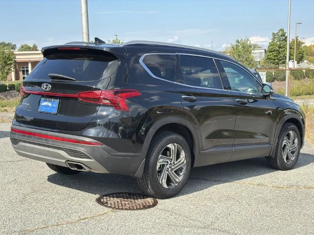Used 2023 Black Hyundai SEL image 13