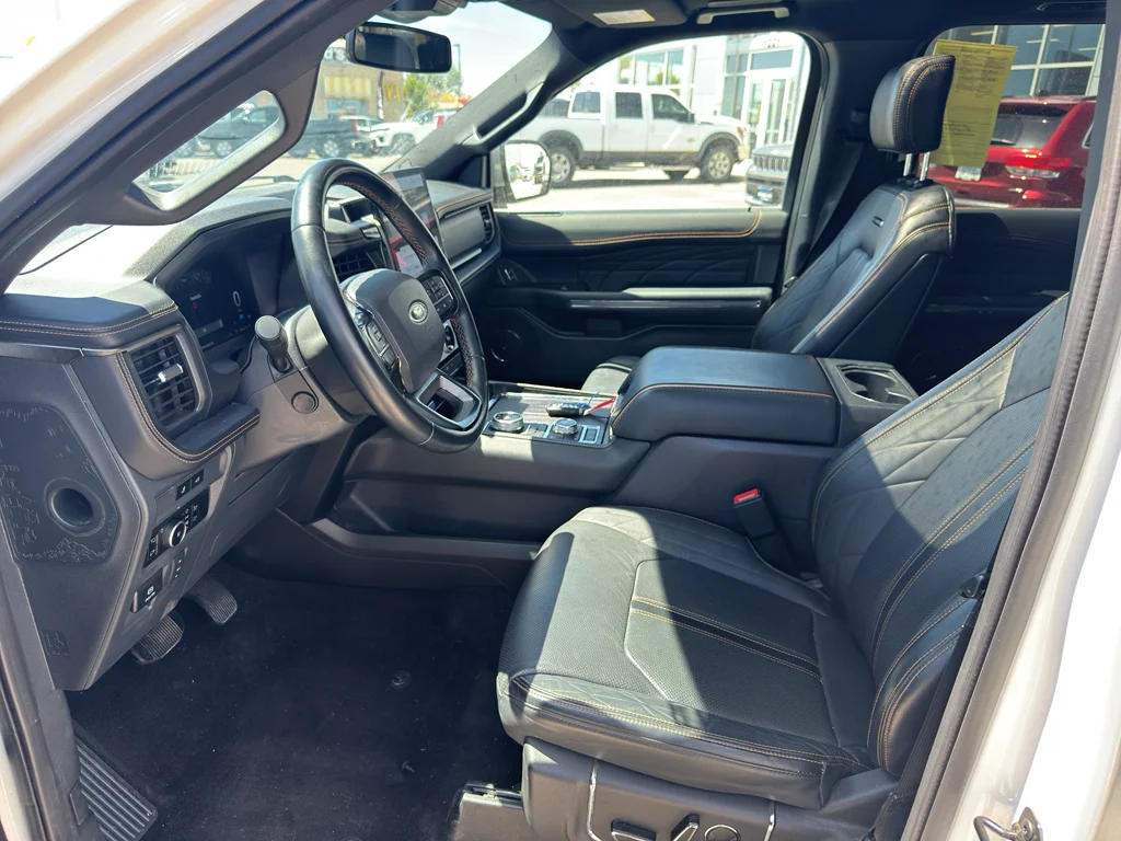 Used 2023 Star White Metallic Tri-Coat Ford Platinum image 25