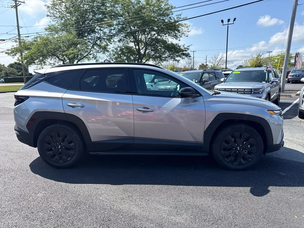 Used 2024 Silver Hyundai XRT image 4