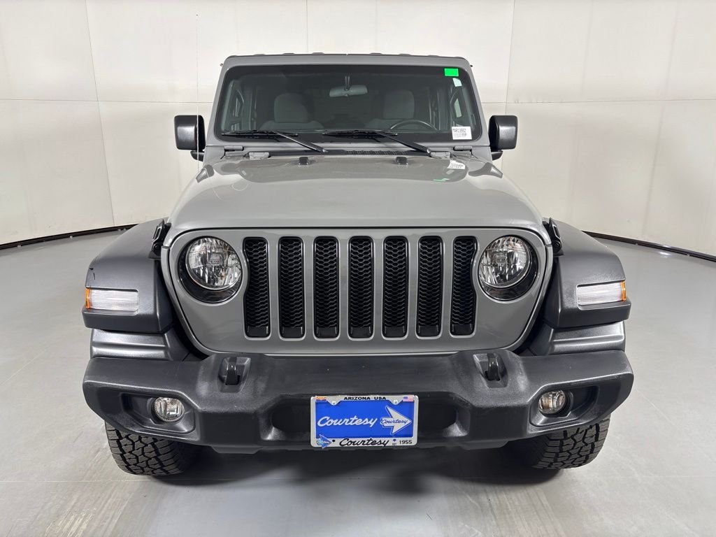 Used 2022 Gray Jeep Unlimited Sport Altitude image 3