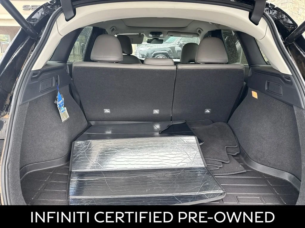 Certified Used 2024 Black Obsidian INFINITI LUXE image 4