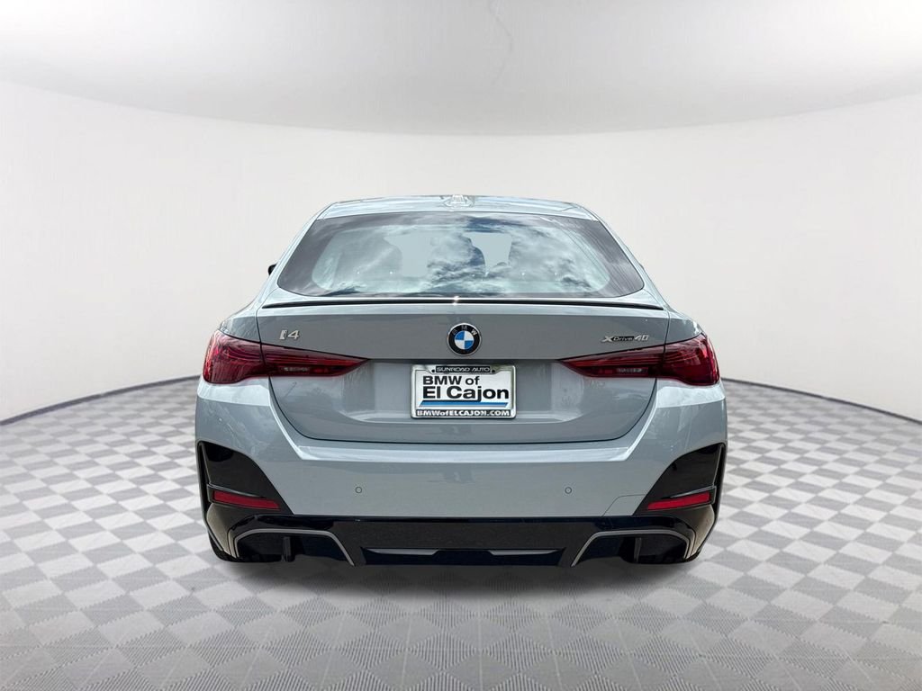 New 2026 Brooklyn Grey Metallic BMW xDrive40 image 5