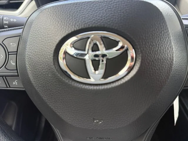 Used 2026  Toyota L image 5